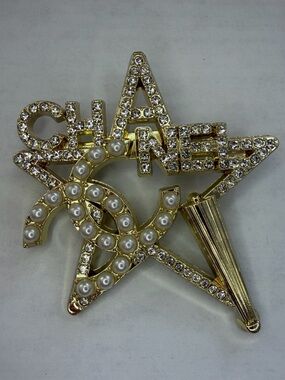 Beautiful Brooch– NWOT 💎